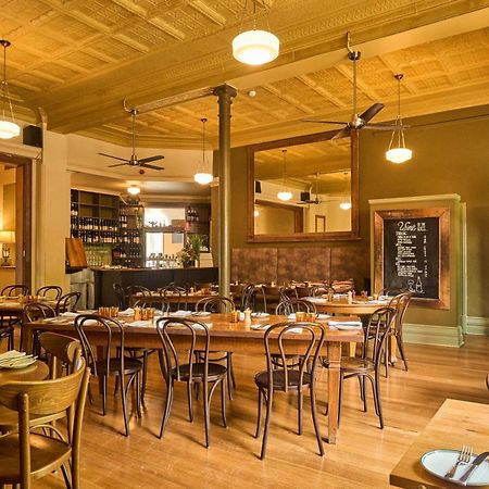 Healesville Hotel Екстериор снимка
