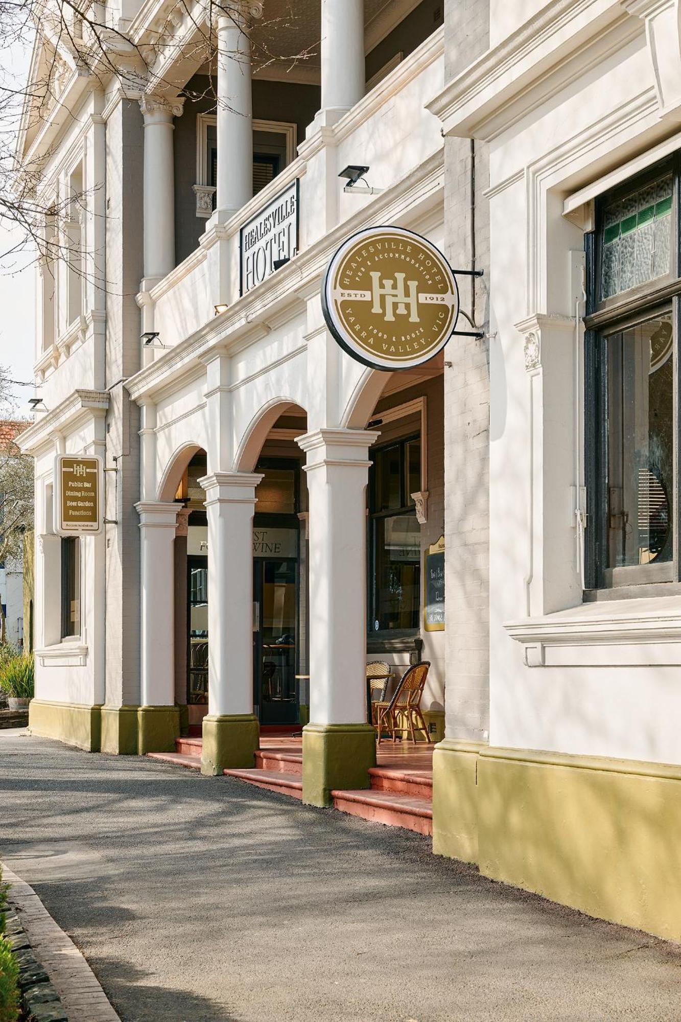Healesville Hotel Екстериор снимка